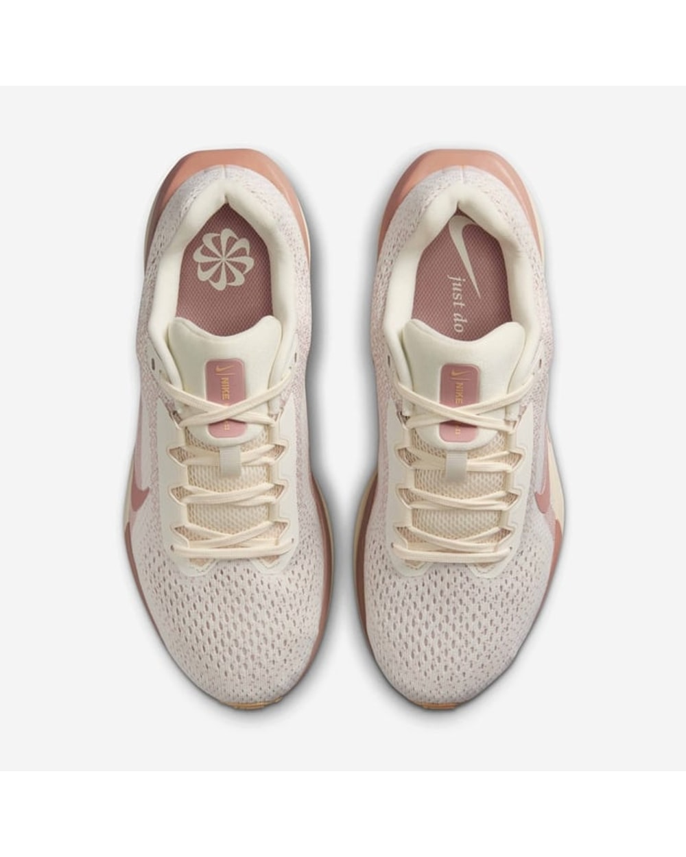 Nike Women's Winflo 11 Running Shoes