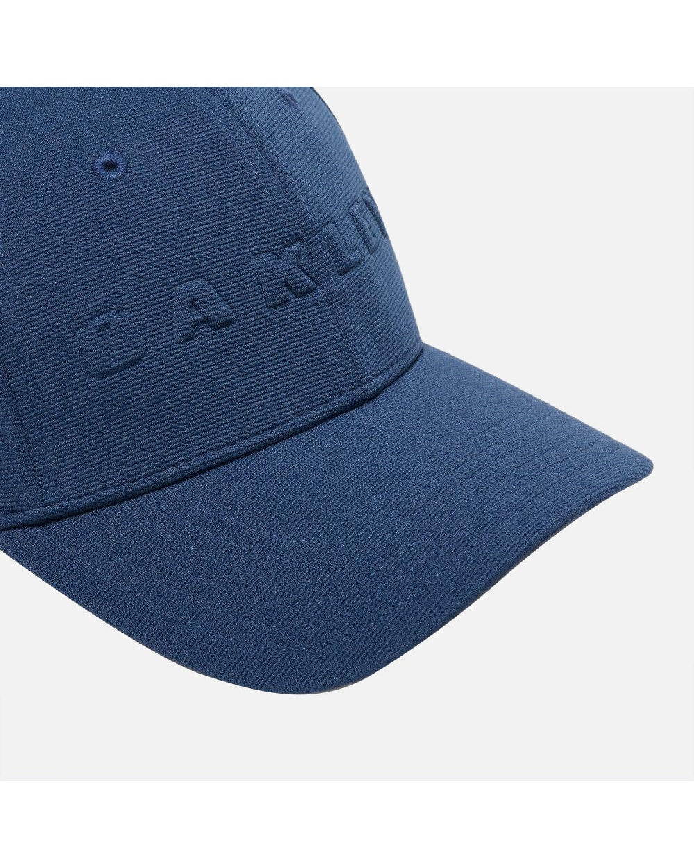 Oakley Bark Embossed Hat Abyss - detail