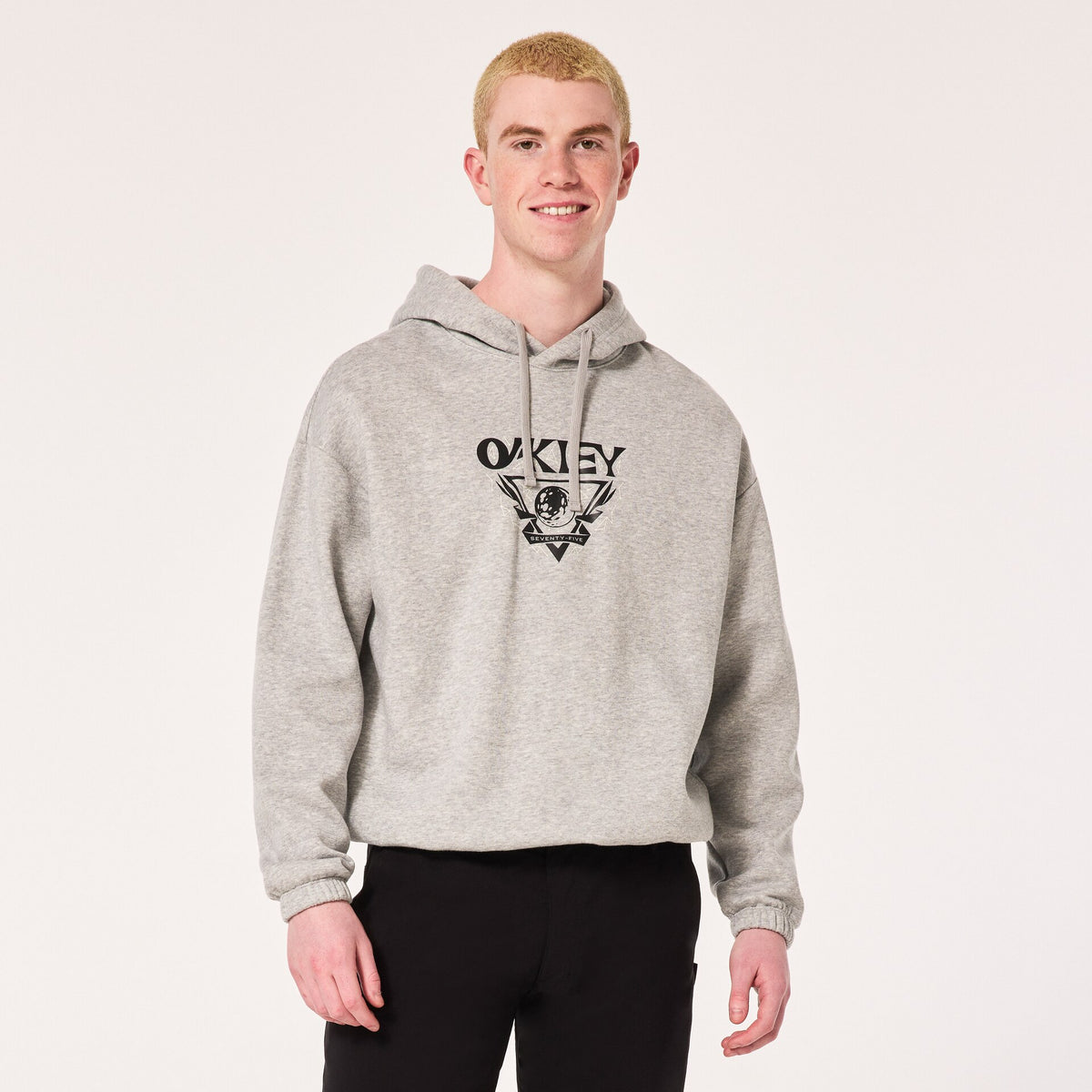 Oakley Lunaformic Hoodie - GRANITE, front on-model view