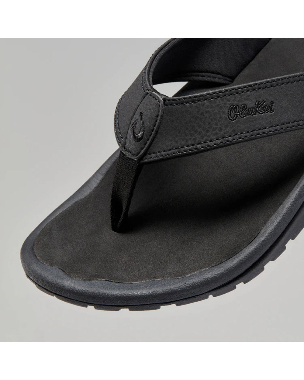 OluKai 'Ohana Men's Beach Sandals