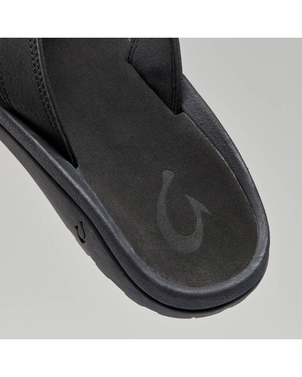 OluKai 'Ohana Men's Beach Sandals