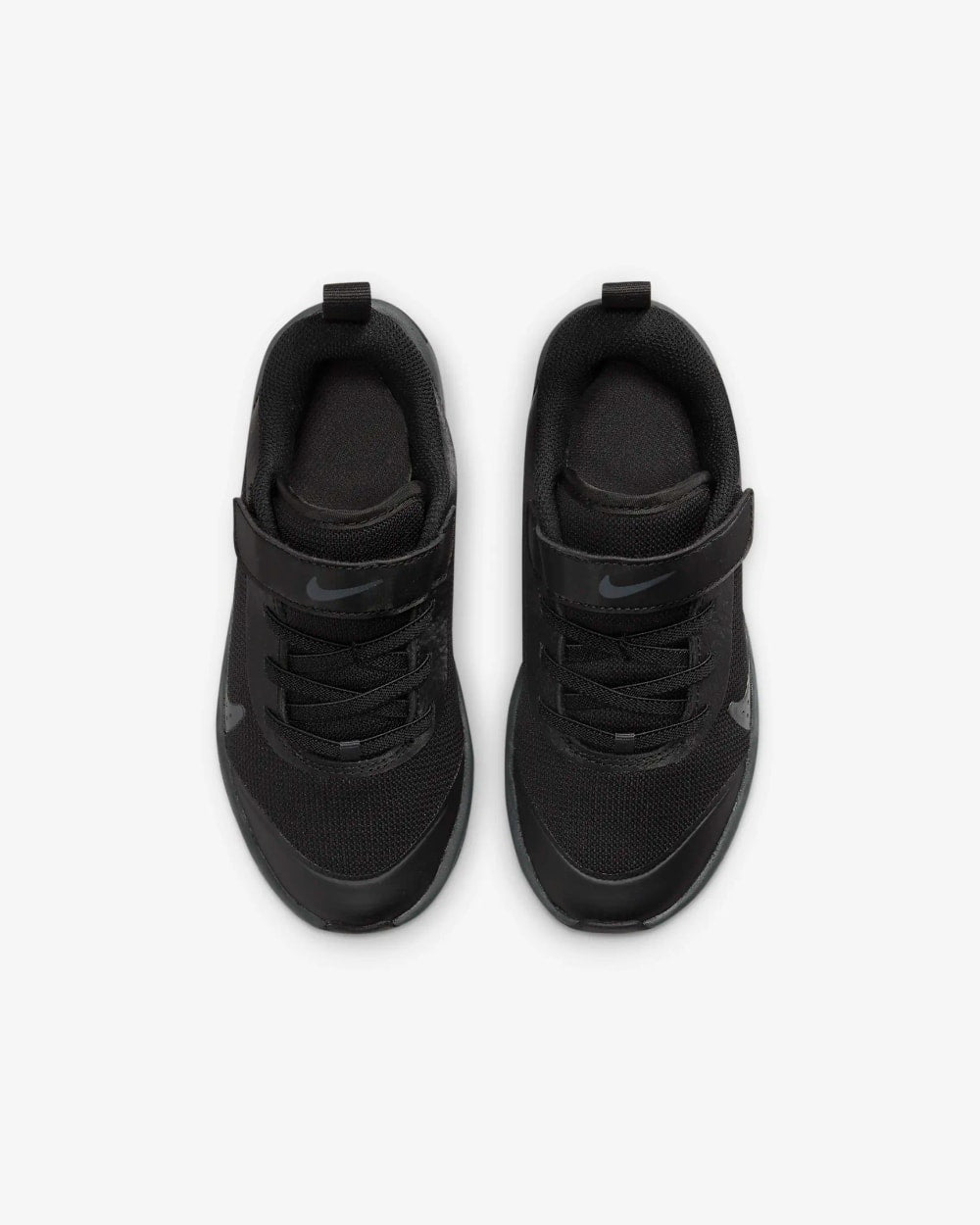 Nike Omni Multi-Court Little Kids' Shoes