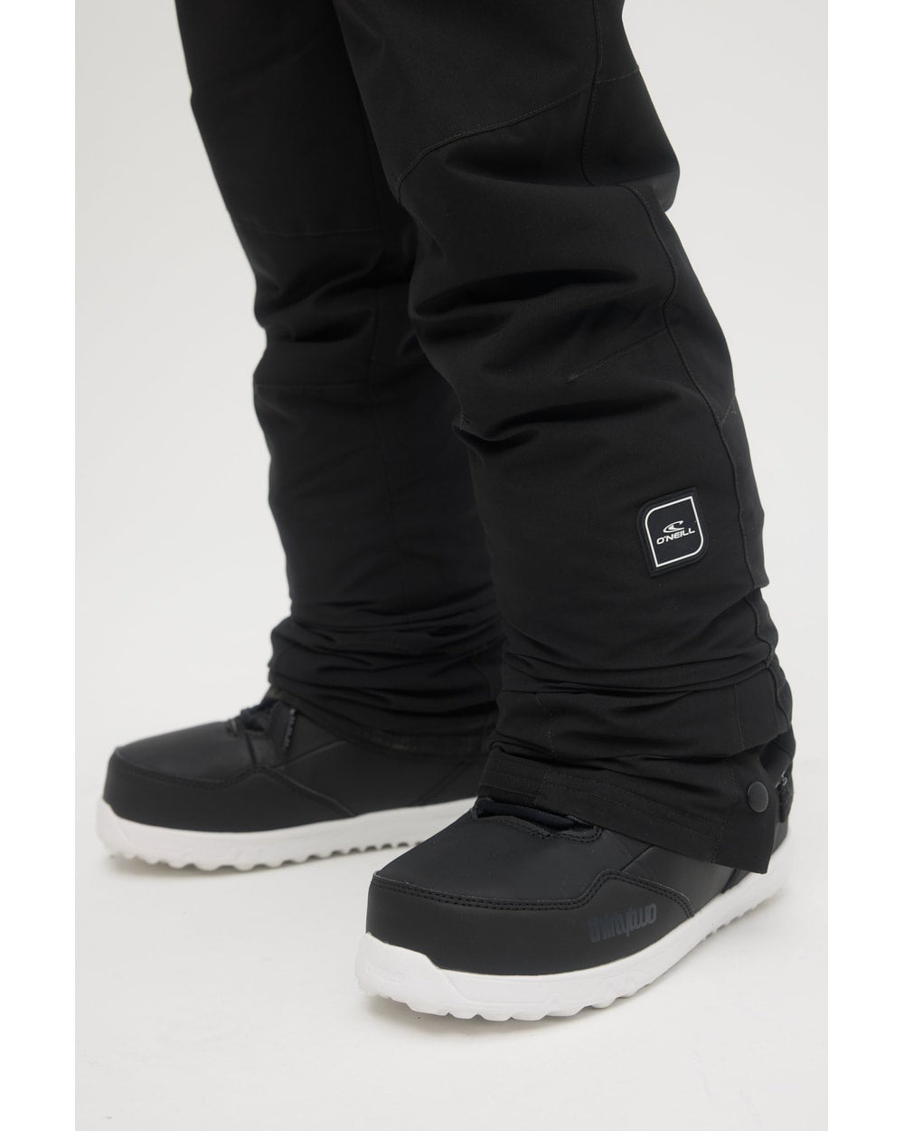 O'Neill Charm Snow Pants in Black Out - detail