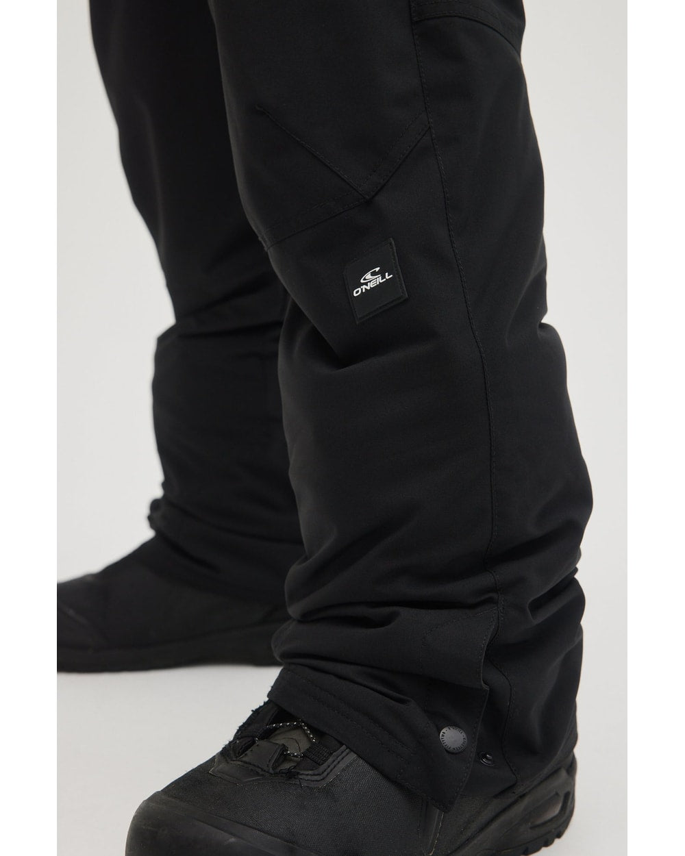 O'Neill Men's Hammer Insulated Snow Pants - Black Out, hem detail