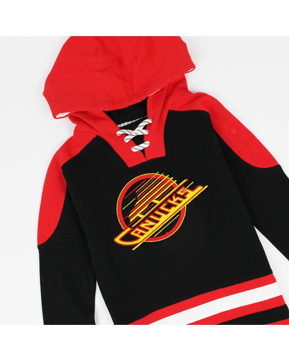 Outerstuff Youth Vancouver Canucks 3rd Ageless Must Have Lacer Hoodie - crest detail