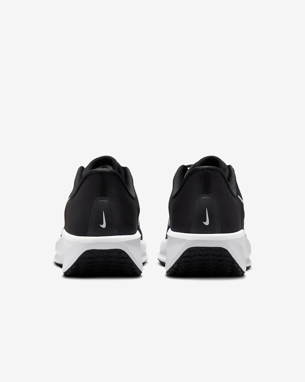 Nike Men's Quest 6 Road Running Shoes