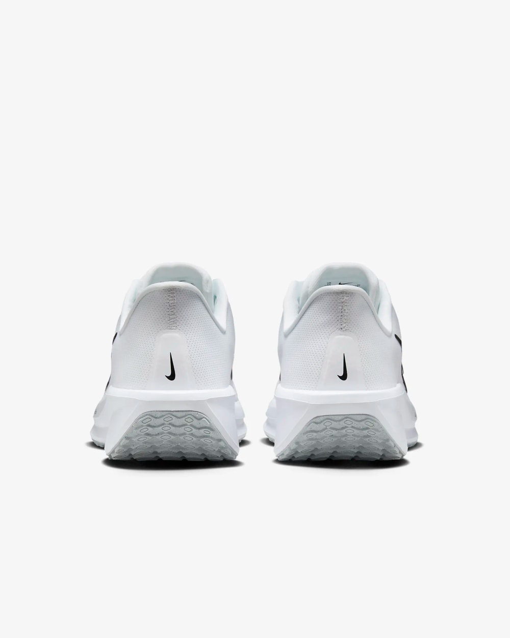 Nike Women's Quest 6 Running Shoes