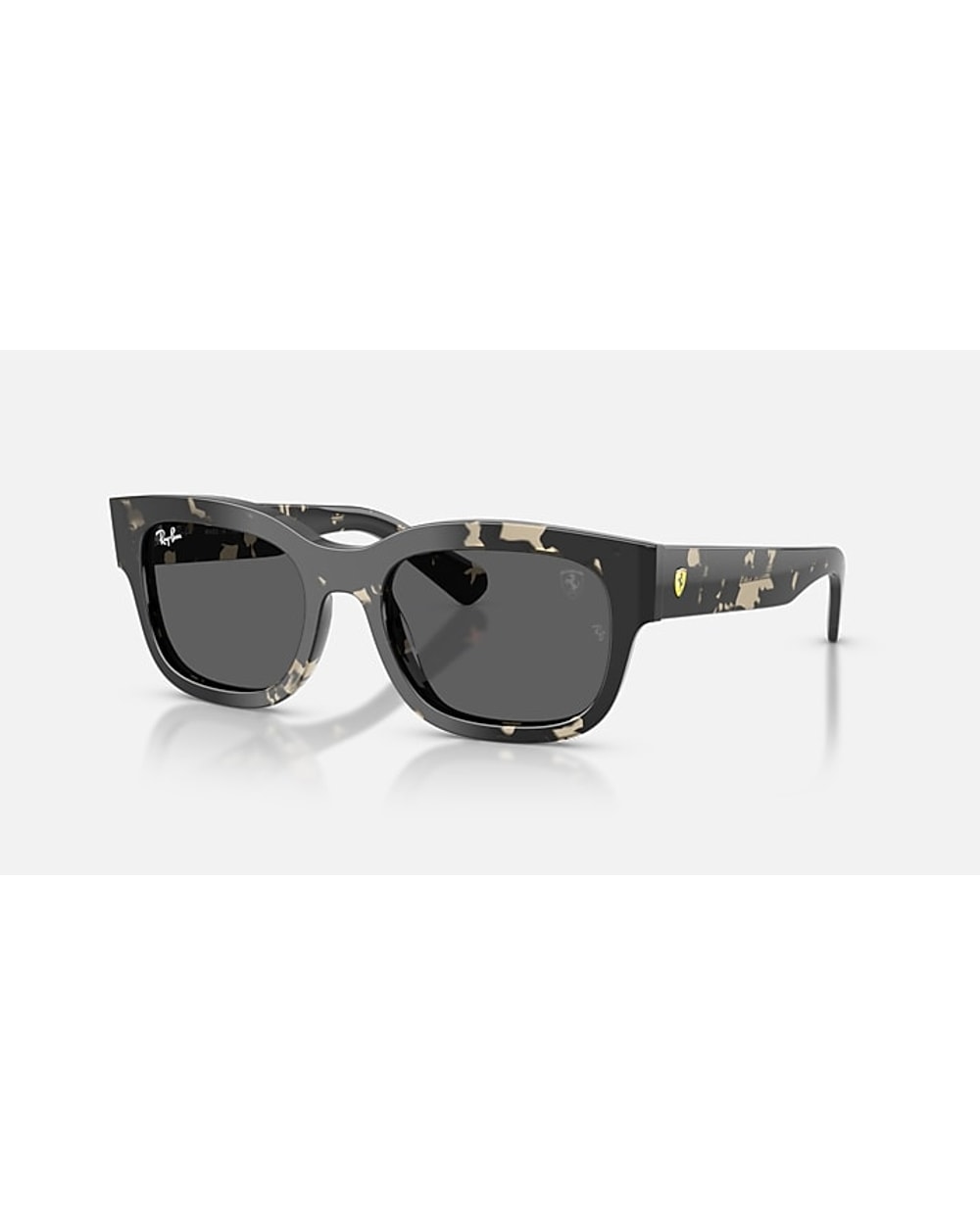 Ray-Ban RB2228M Scuderia Ferrari Collection