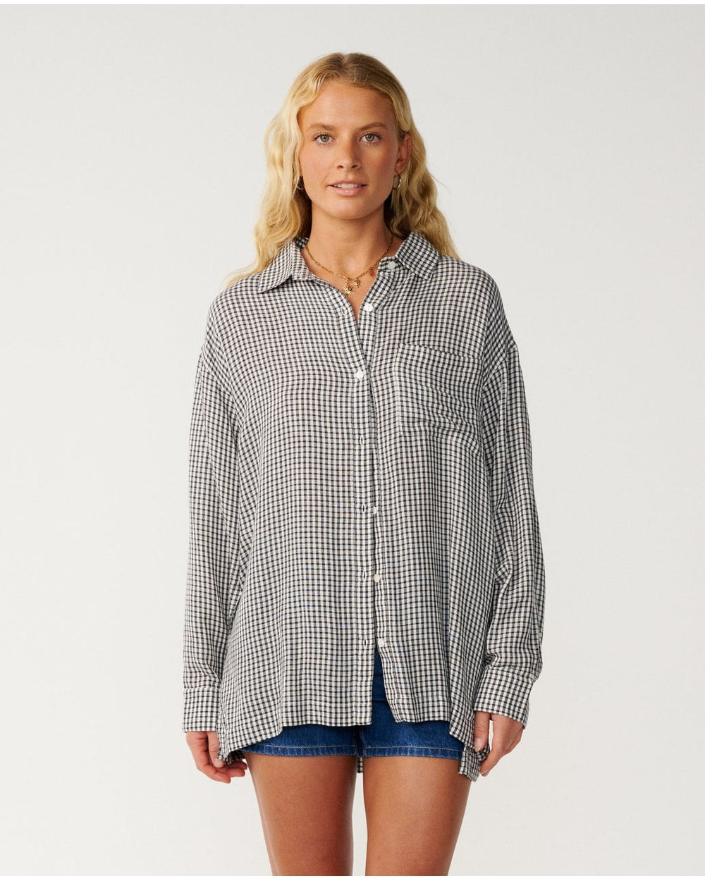 Rip Curl Women's Vibe Surf Long Sleeve Shirt - BLACK/OFF WHITE