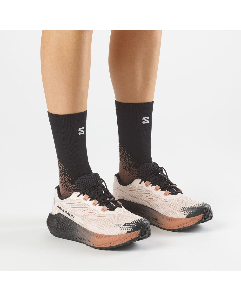 Salomon Women's Aero Blaze 4 GRVL Gore-Tex Running Shoes - Vanilla Ice/Black/Burro - on foot