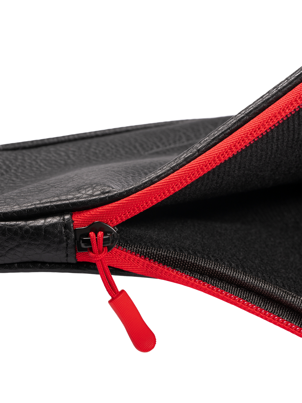 Selkirk Premium Protective Pickleball Paddle Case - Black/Red, zipper detail