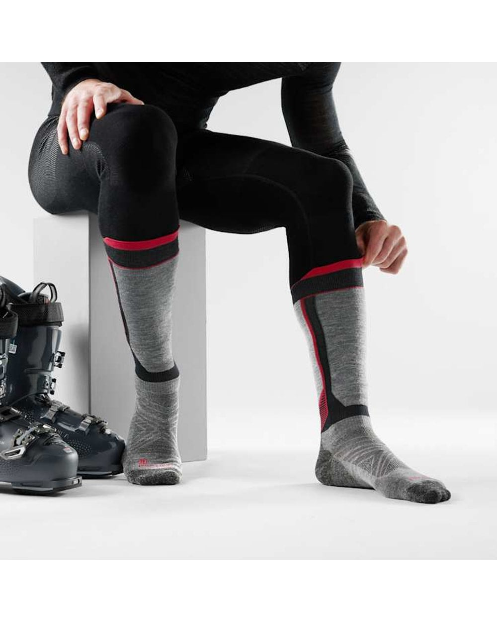 Smartwool Men's Intraknit Ski Over The Calf Socks