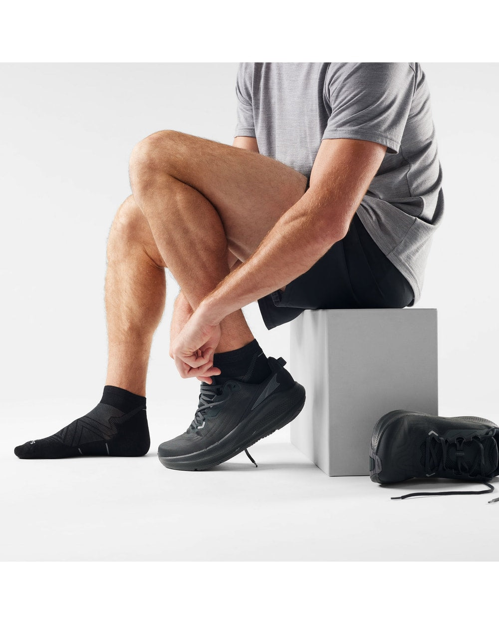 Smartwool Men's Run Ankle Socks (2026) - Black