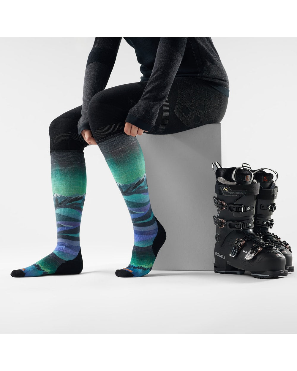 Smartwool Women's Ski Compression Print Over The Calf Socks - Black