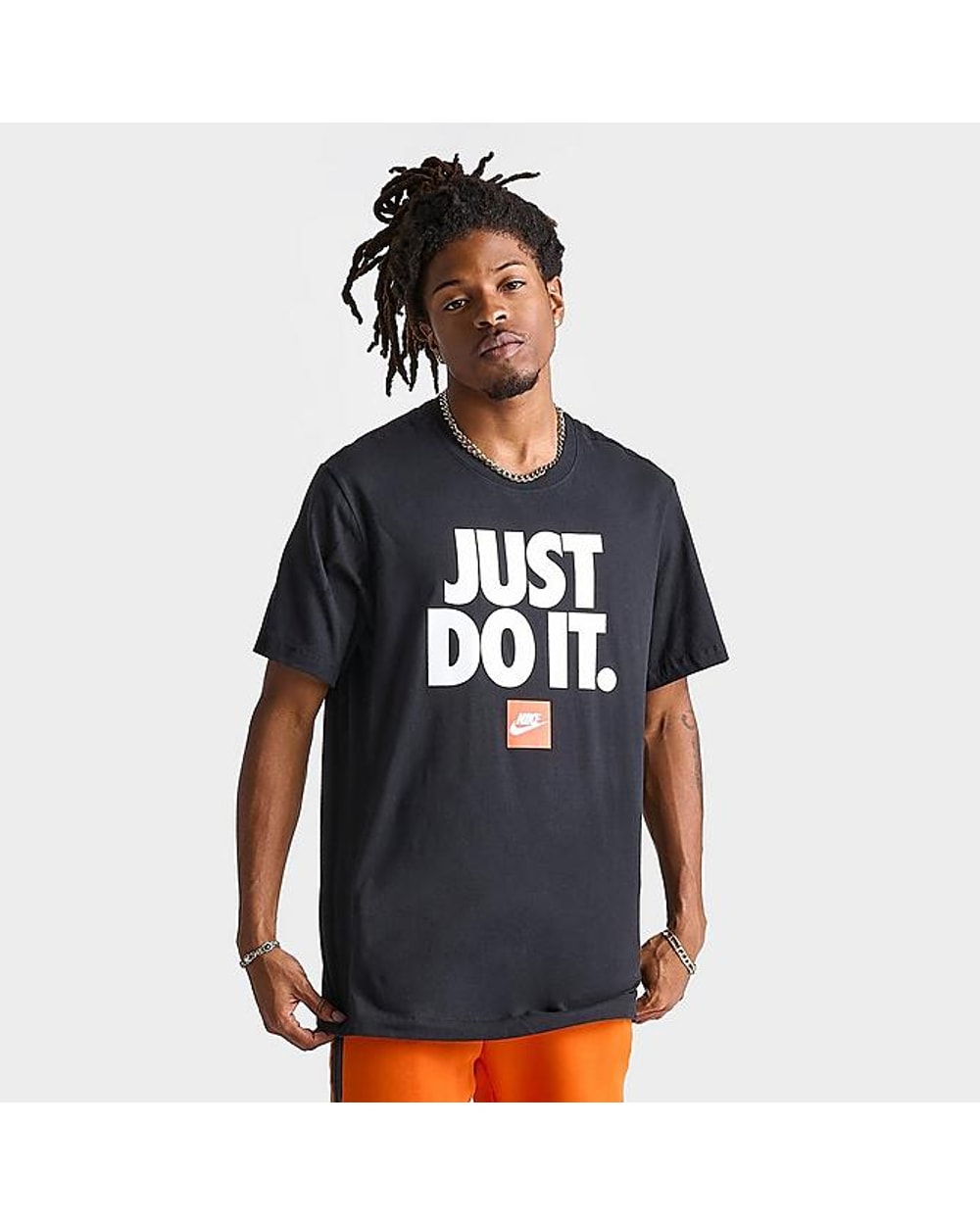 Nike Sportswear Classic Just Do It Graphic T-Shirt