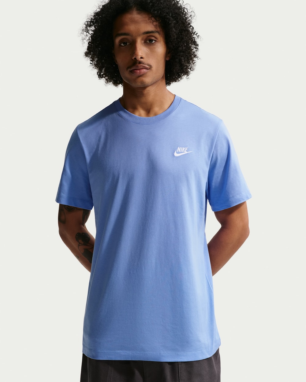 Nike Men's Sportswear Club T-Shirt