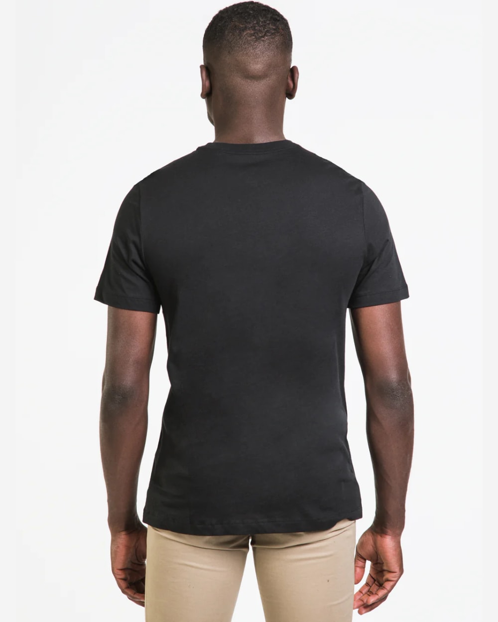 Nike Men's Sportswear Club T-Shirt
