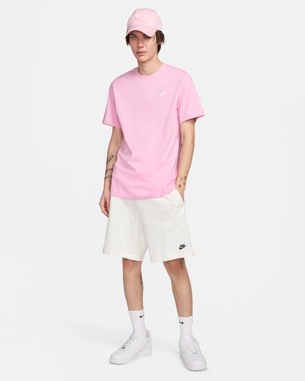 Nike Men's Sportswear Club T-Shirt
