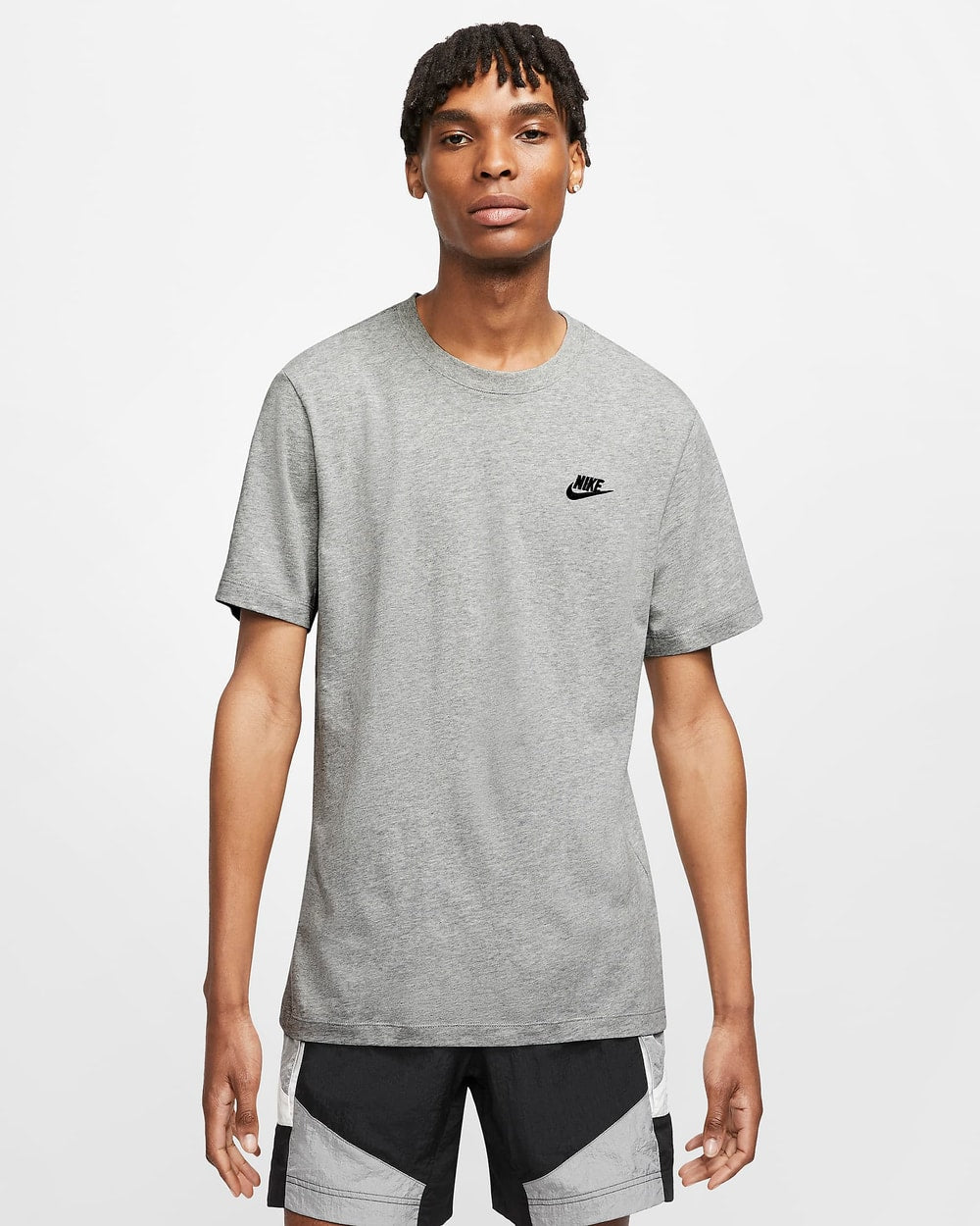 Nike Men's Sportswear Club T-Shirt