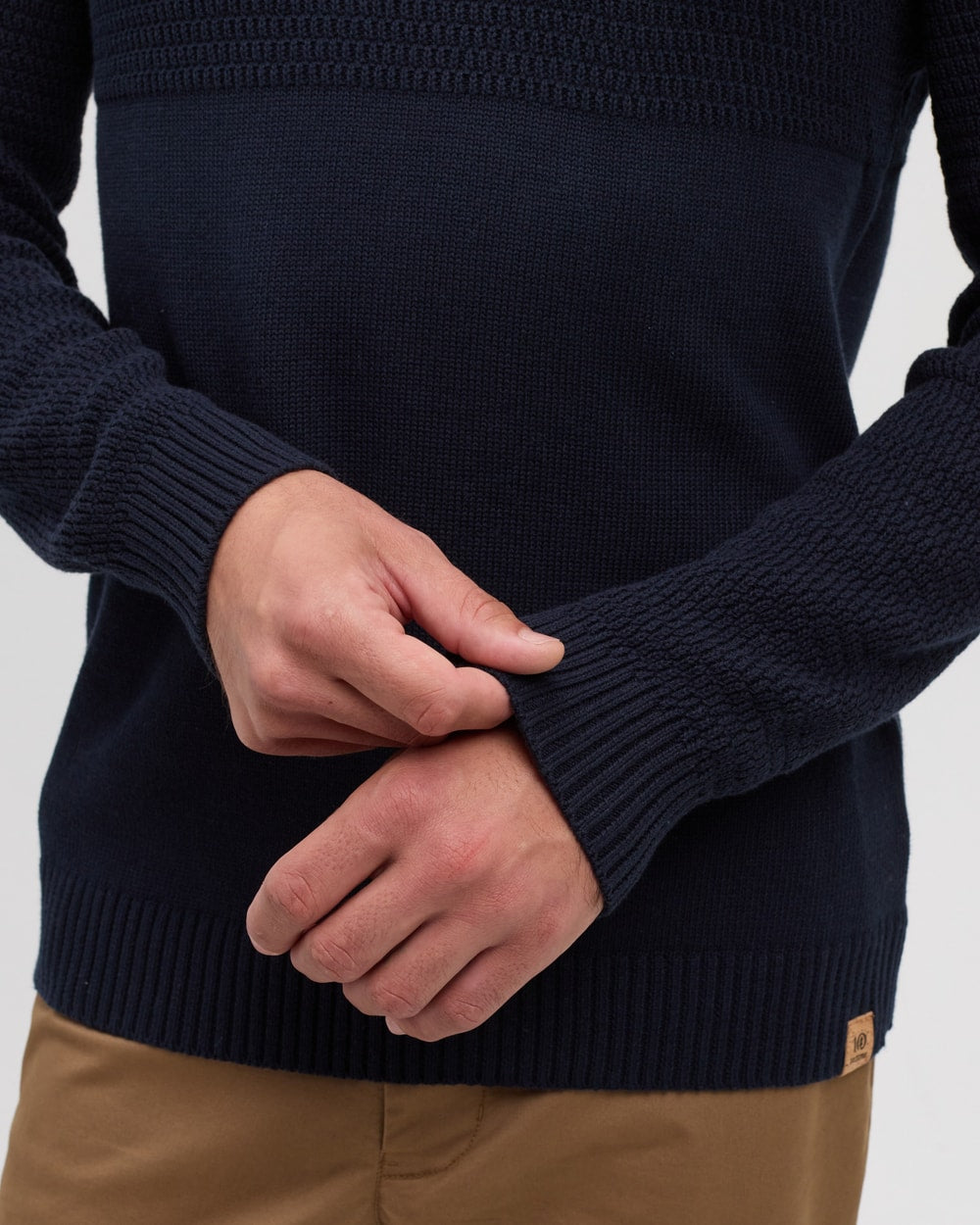 Tentree Lincoln Sweater Midnight Blue - cuff detail
