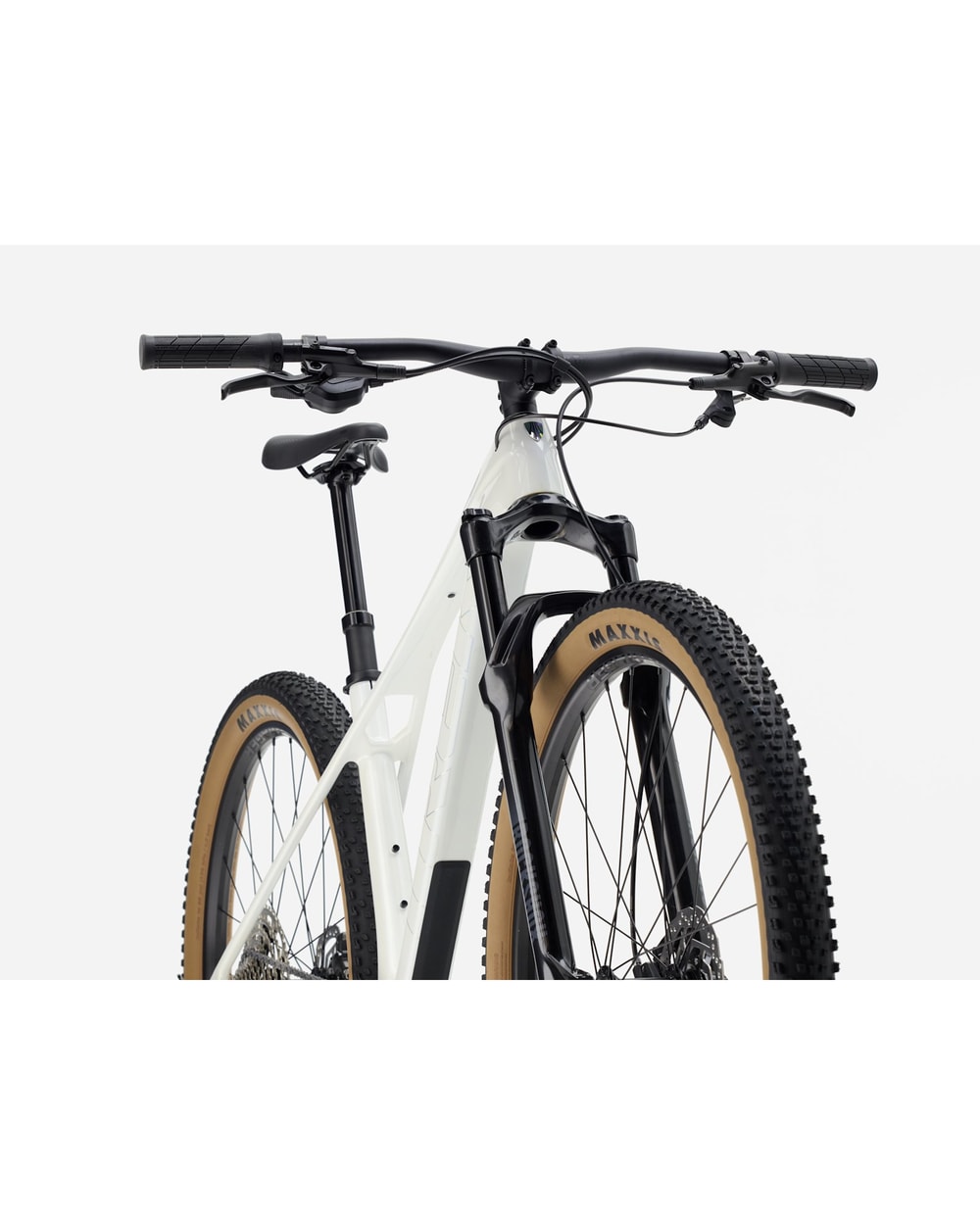 Trek Procaliber 9.5 Gen 3 - Crystal White, front angle