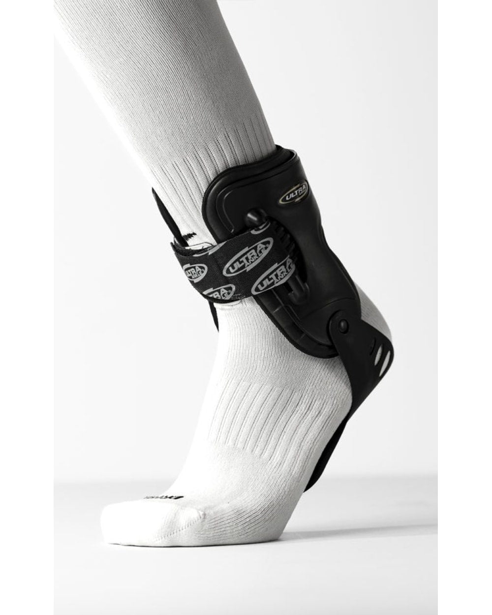 Ultra High-5 Ankle Brace