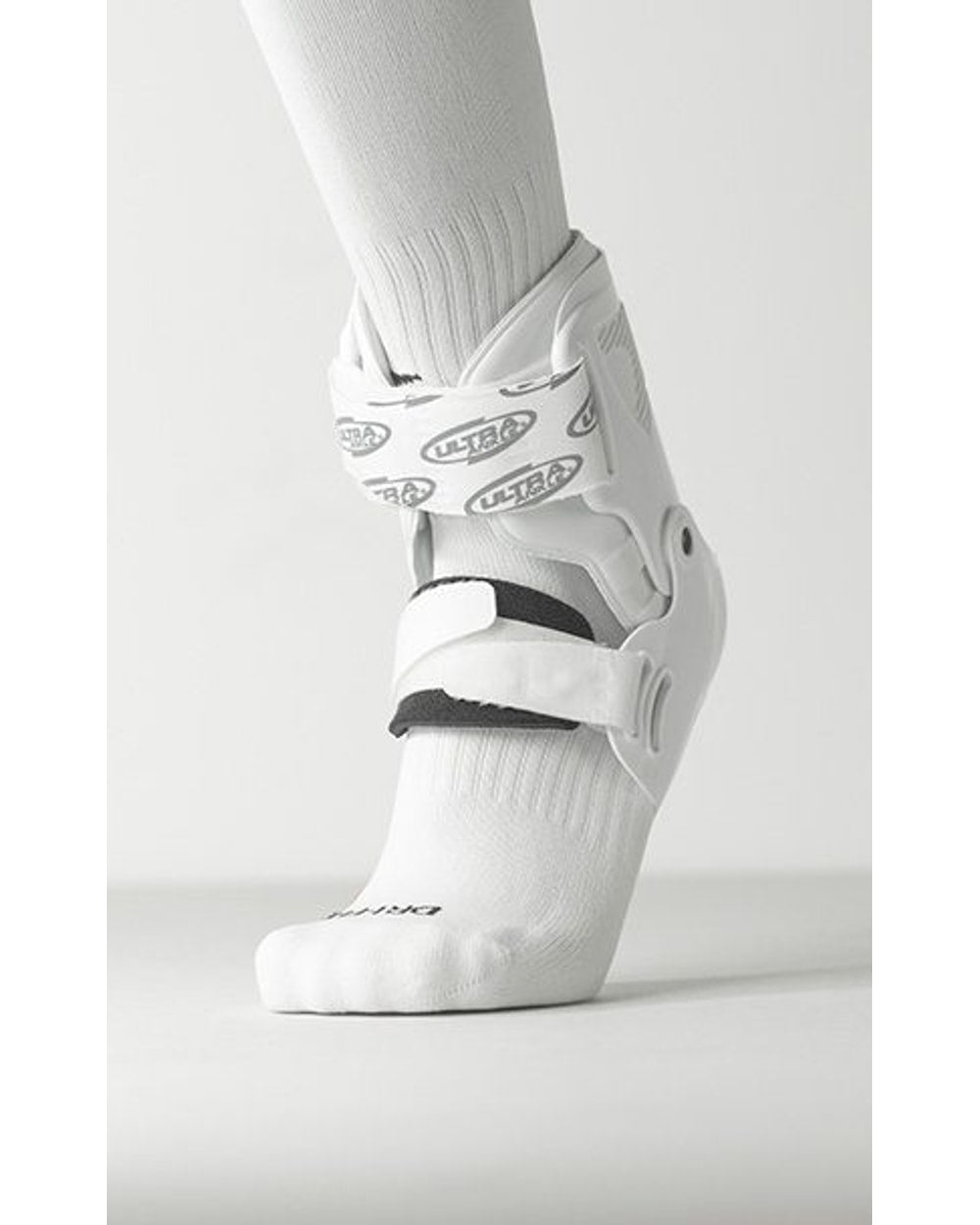 Ultra Zoom Ankle Brace