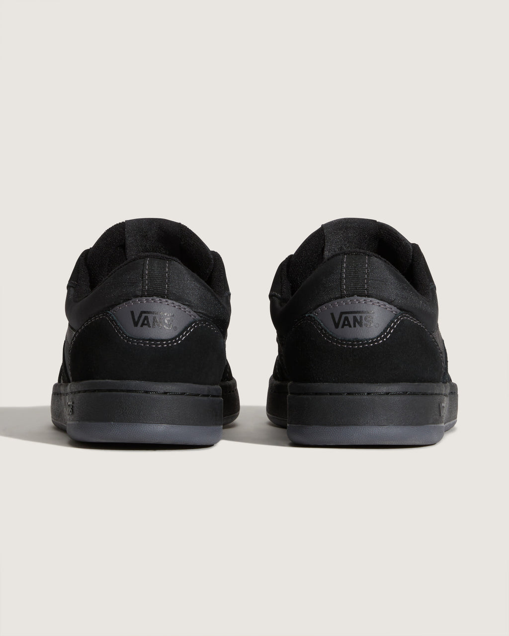 Vans Cruze 3.0 in Black — heel
