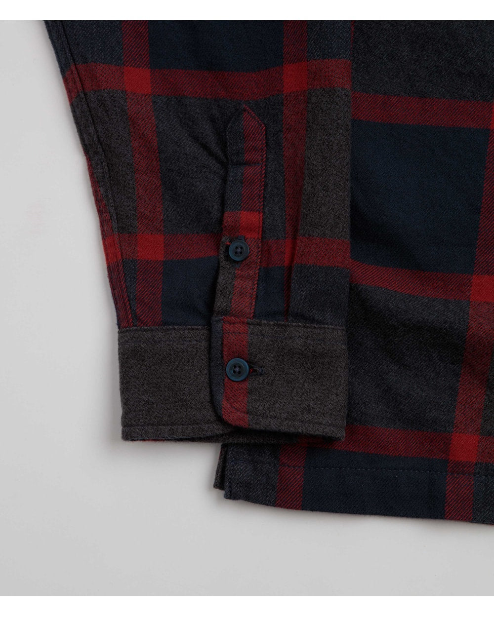 Vans Men's Larkspur Plaid Flannel Shirt Parisian Night/Poppy Ember cuff detail