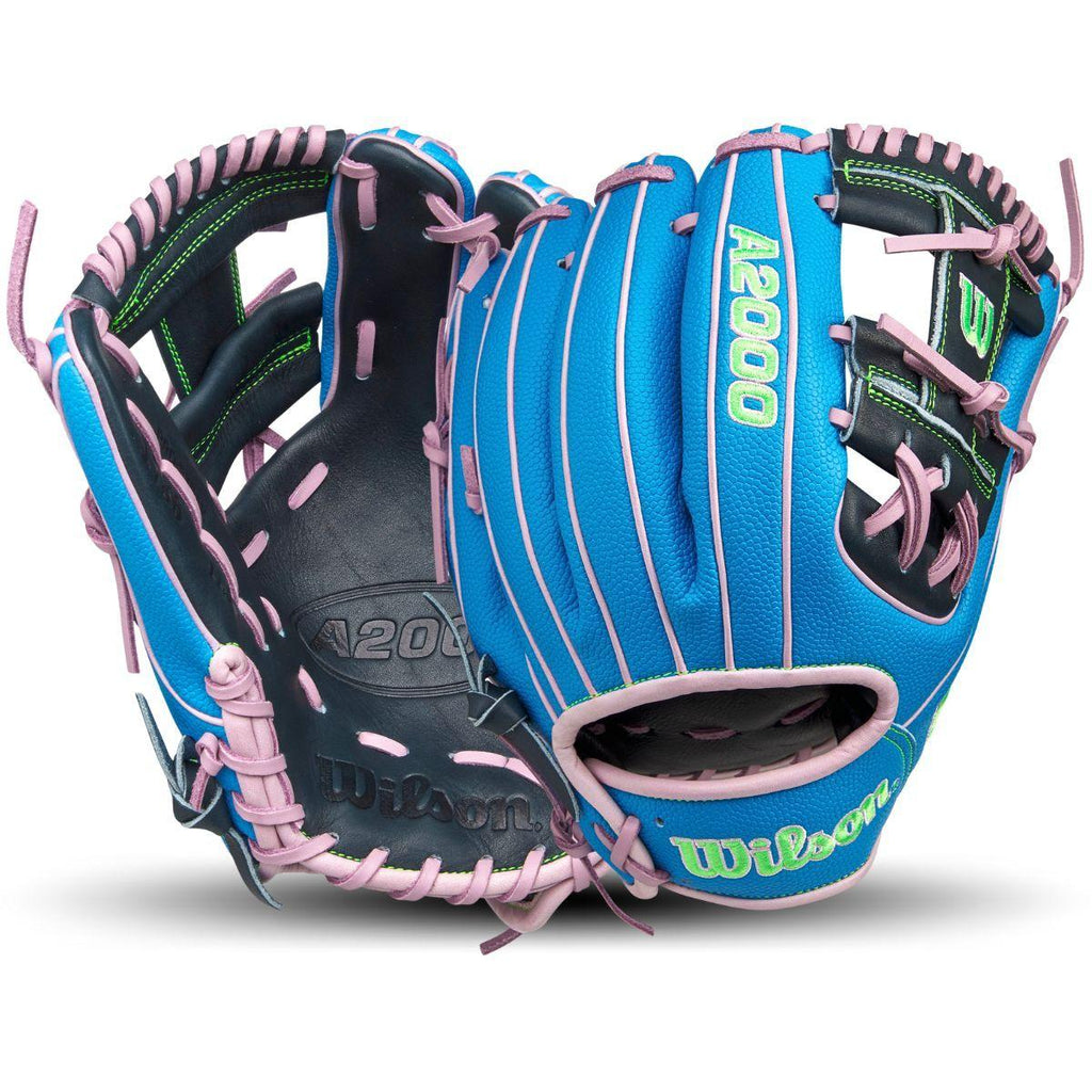 Wilson A2000 1786SS 11.5 inch glove, angle 2