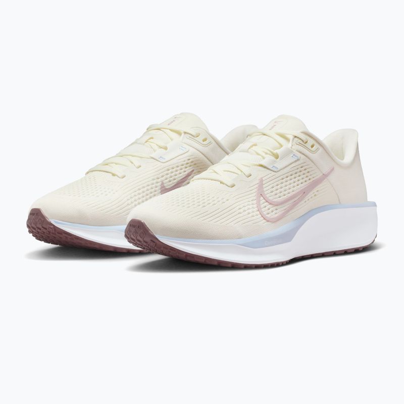 Nike Women's Quest 6 Running Shoes