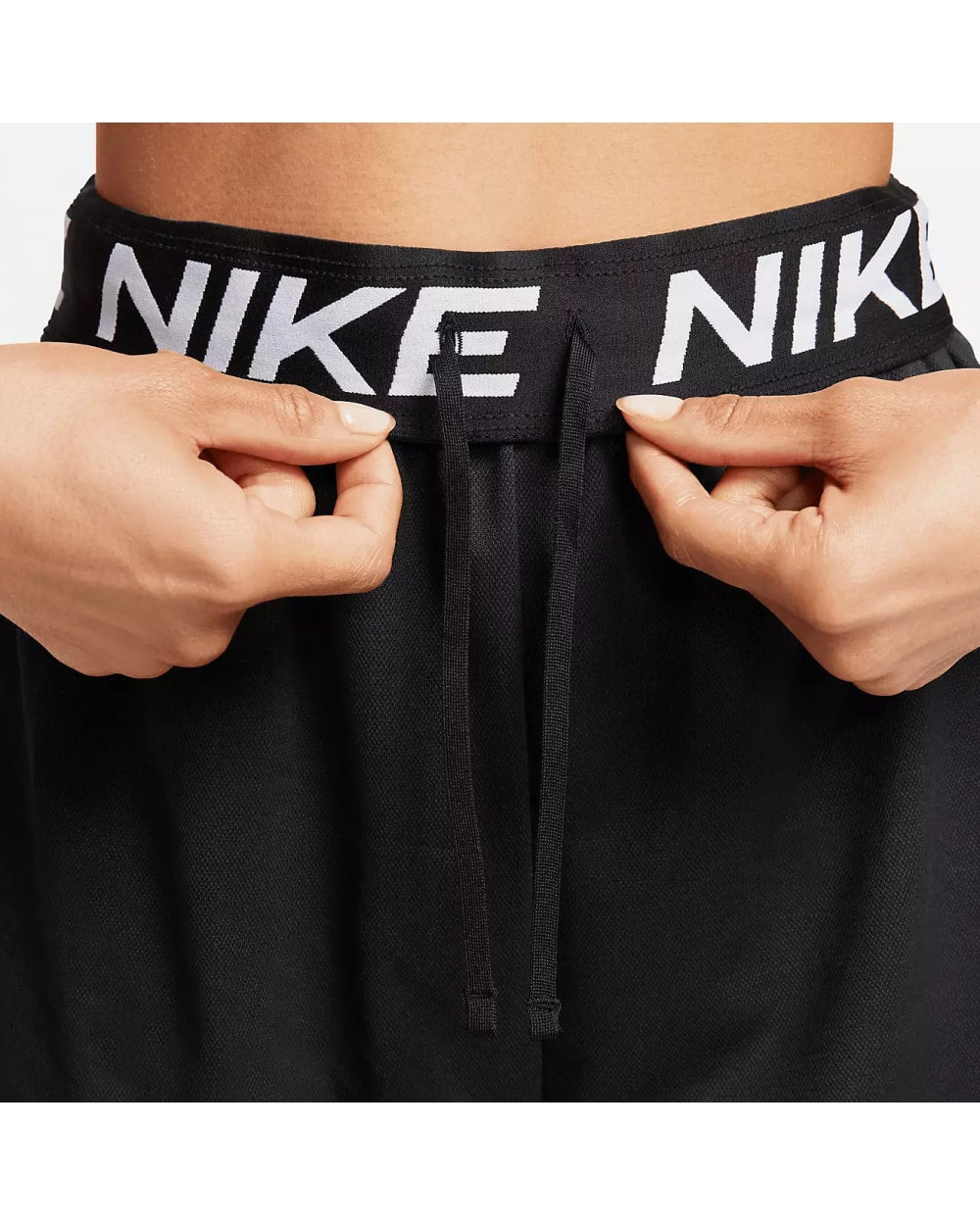Women's Attack Dri-Fit Mid-Rise 5" Shorts