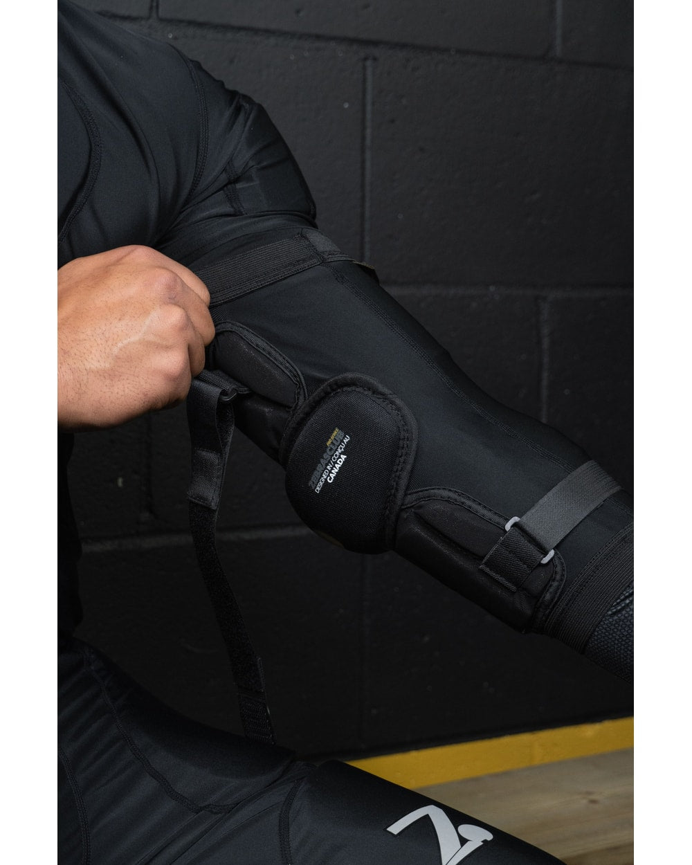 Zebrasclub ZEP-Pro Hockey Referee Sleeve Elbow Pads