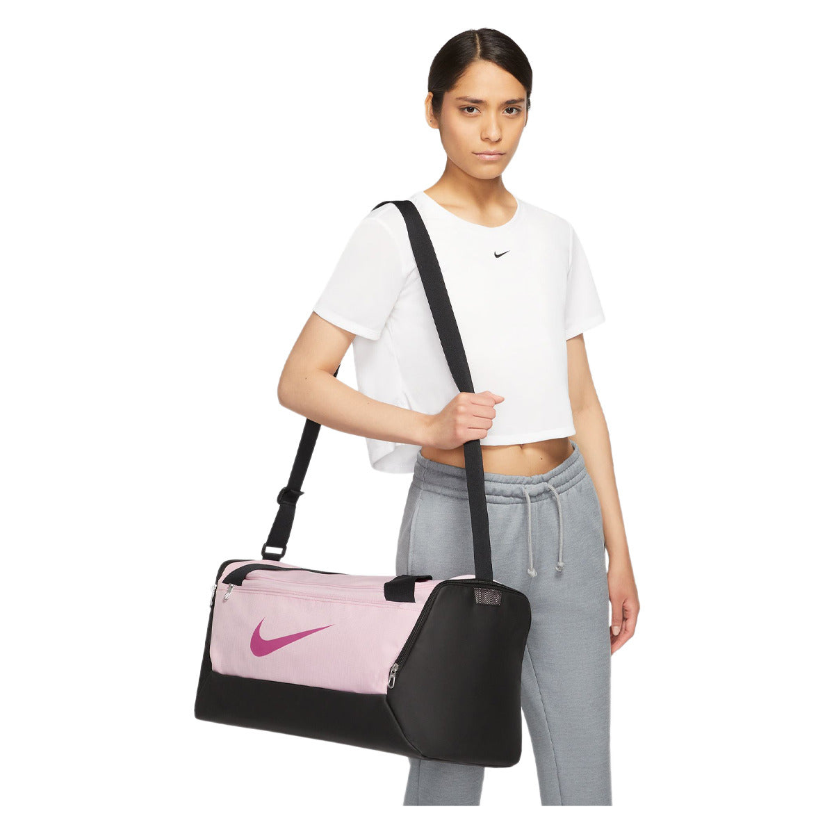 Nike Brasilia Training Duffel Bag (Small, 41L) Iron Grey Hit the gym with  the duffel bag made to hold all your gear. The ventilated side compartment  separates your smelly shoes from your