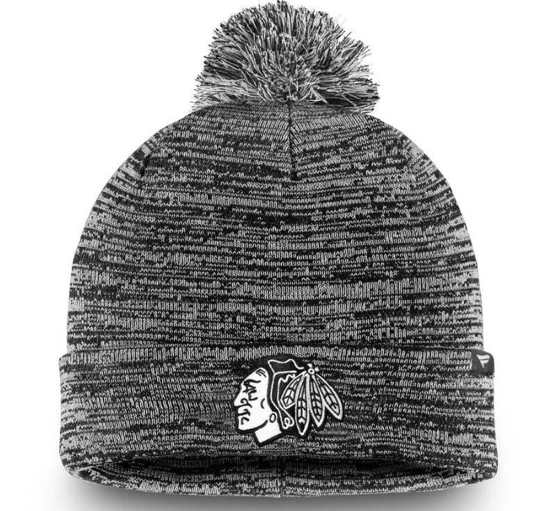 CUFF TOQUE WITH POM BLACK AND WHITE