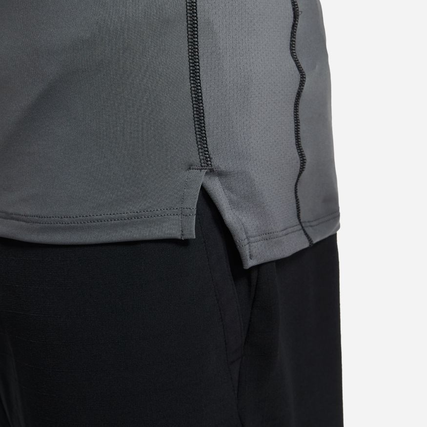 Nike Men's Pro Dri-FIT Slim Long Sleeve Top – Ernie's Sports Experts