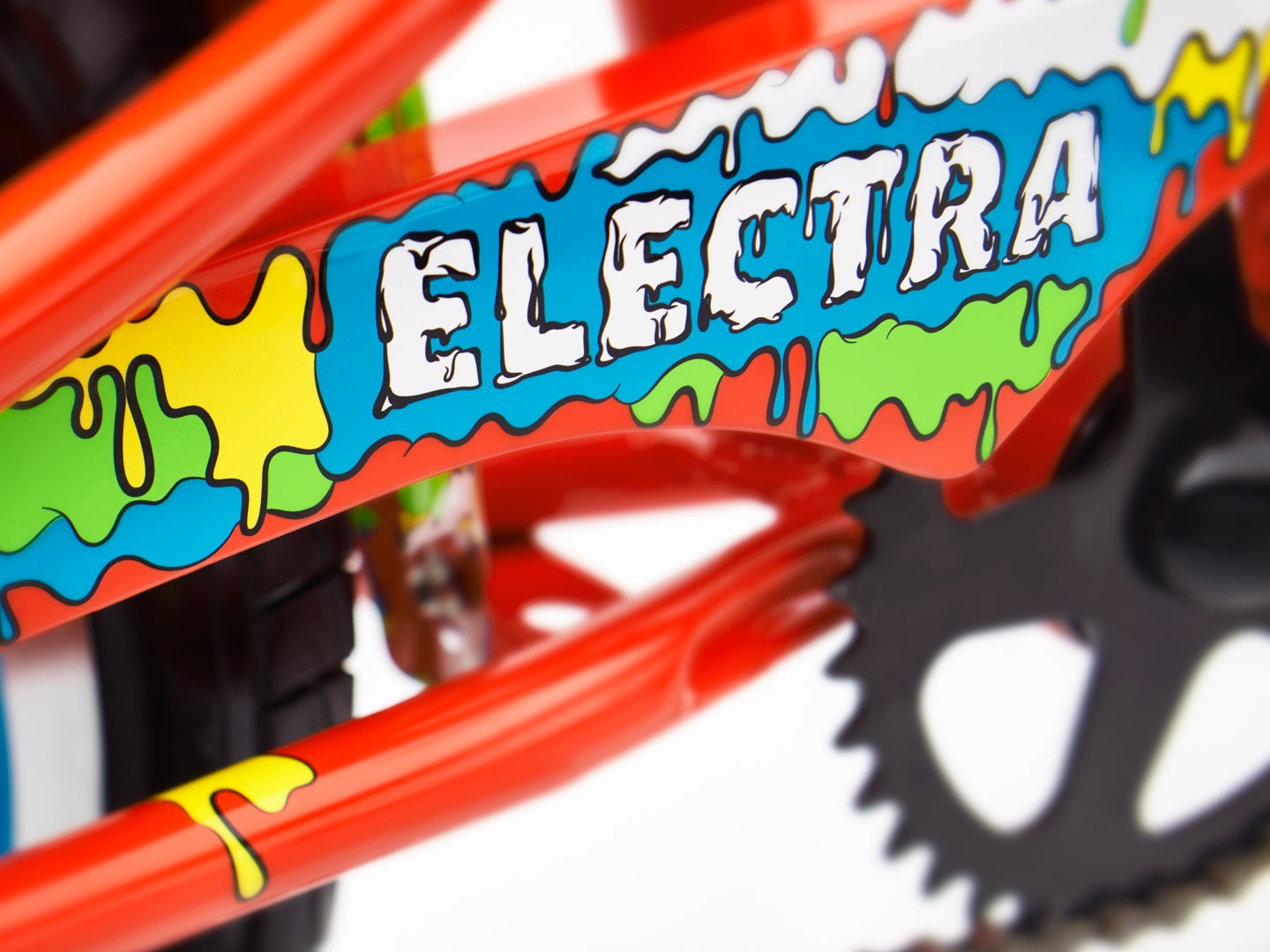 Graffiti Drip 1 Cruiser 16"