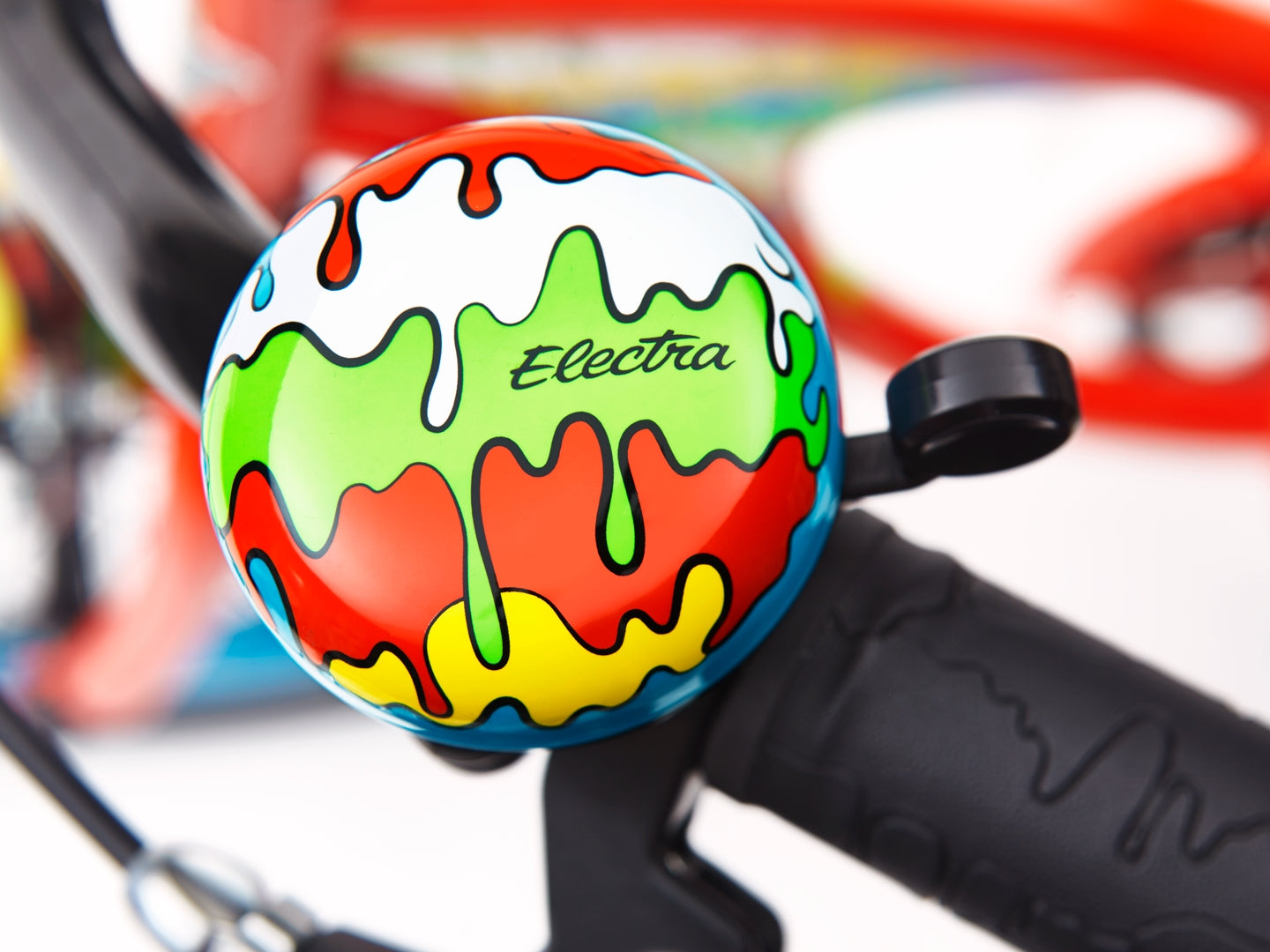 Graffiti Drip 1 Cruiser 16"