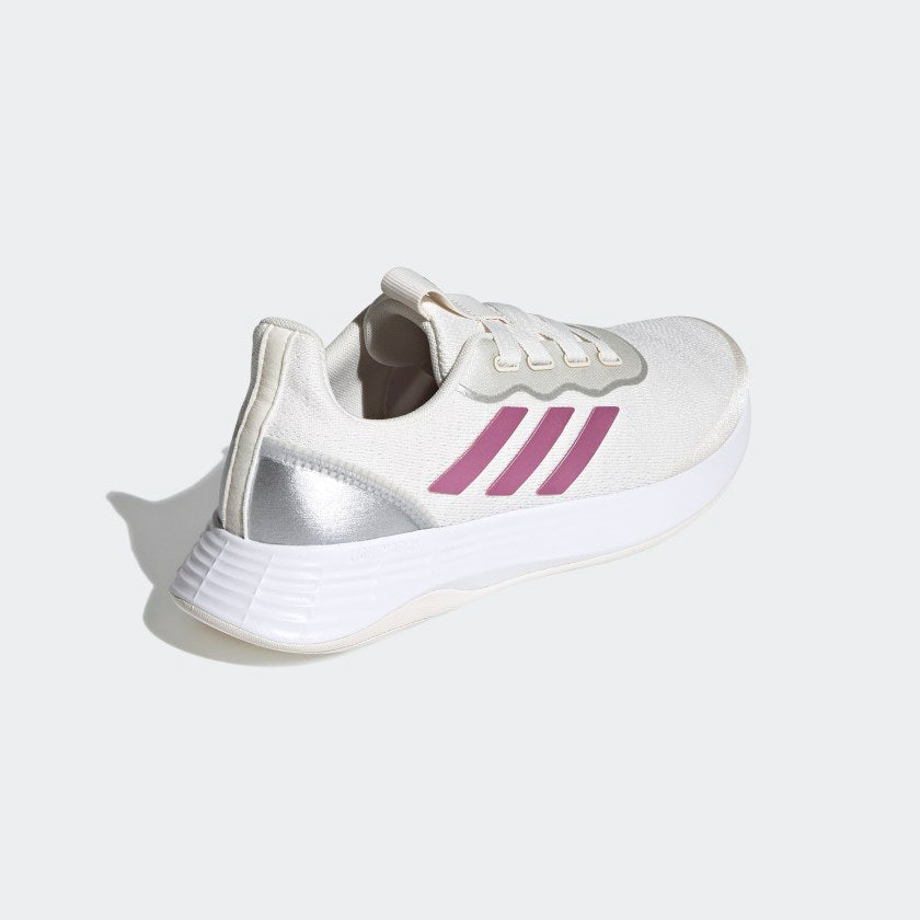 QT RACER SPORT SHOES