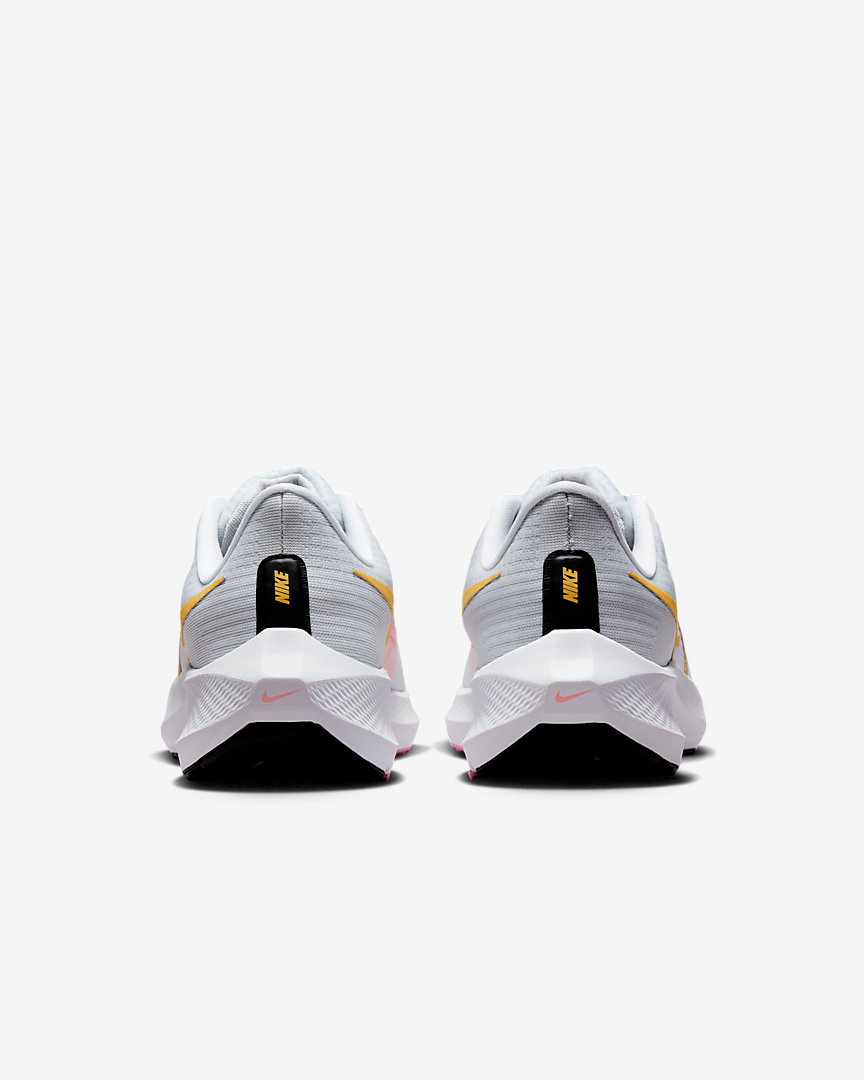 Nike air zoom pegasus 2025 white