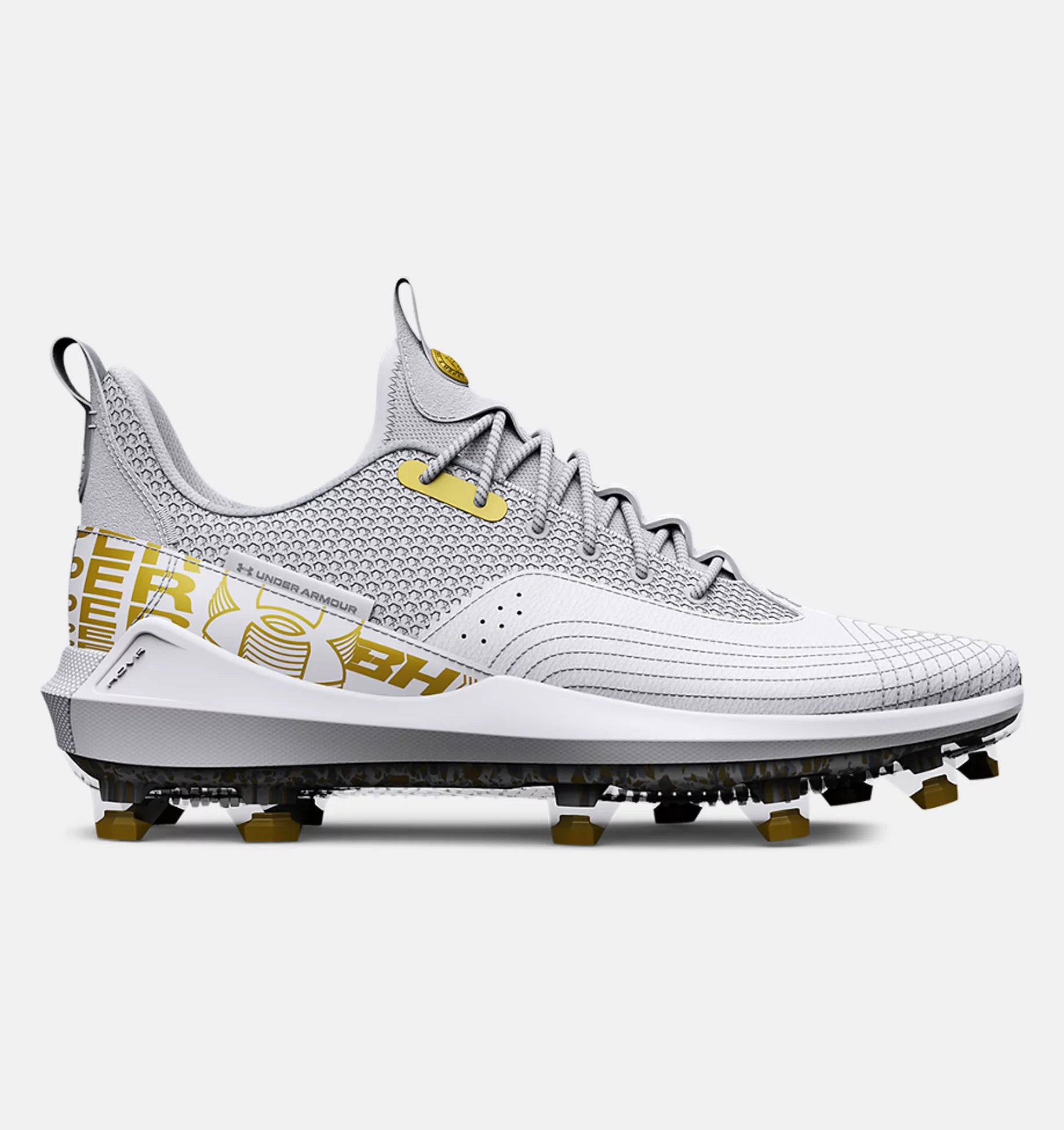 Gold under armour baseball cleats best sale